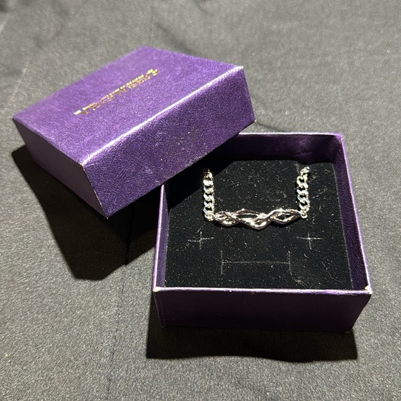 Jewelry - Silver chain Bracelet